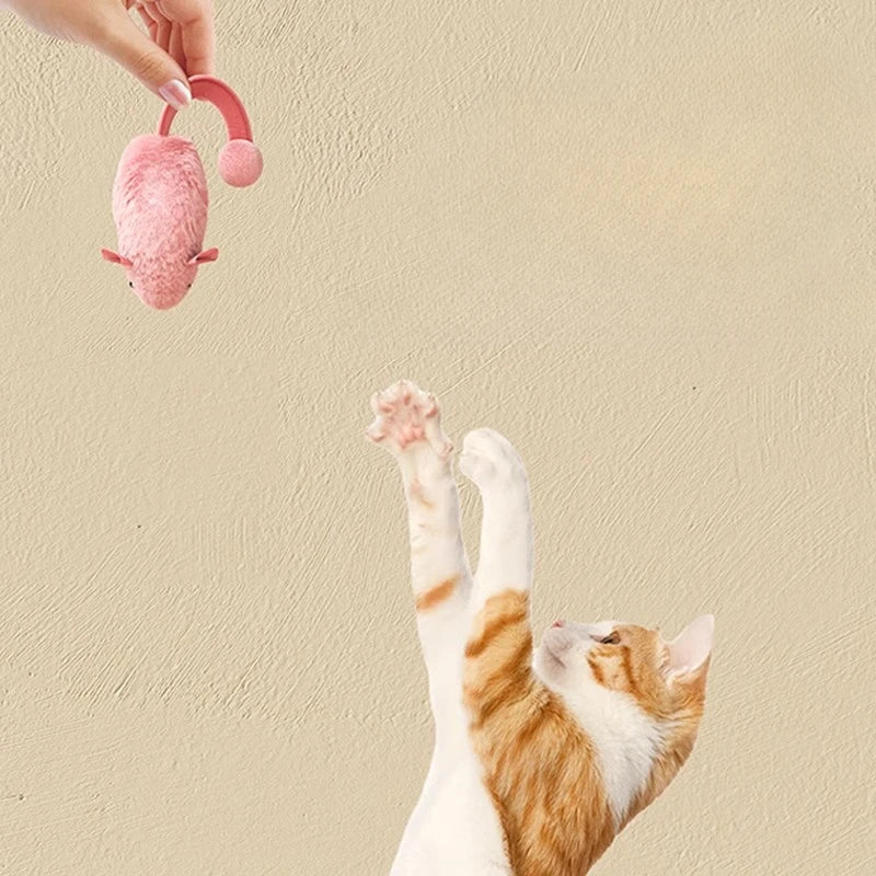 Souris en peluche interactive pour chat
