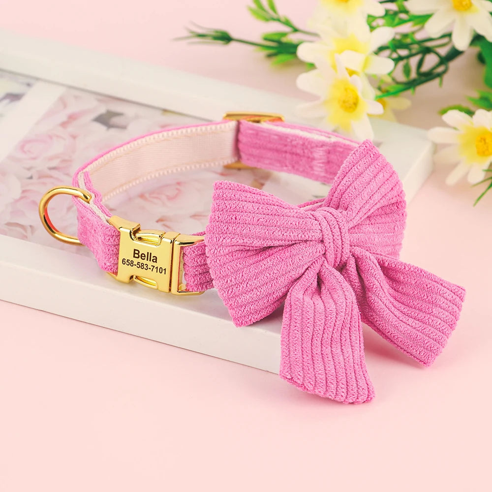 Collier personnalisé pour chien avec grand nœud papillon